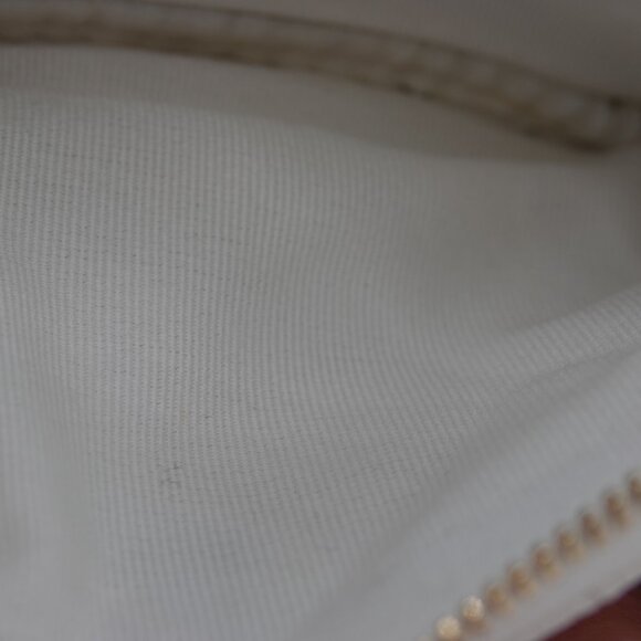 Chanel Small Quilted Caviar Leather Zipped Case White - Picture 5 of 9